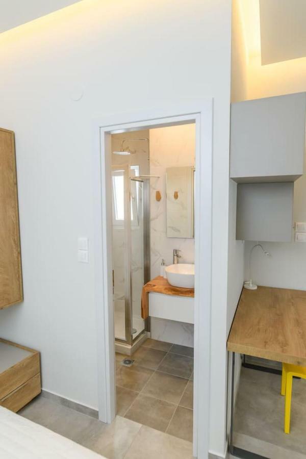 Superior Modern Apartment In The Center With View. โวโลส ภายนอก รูปภาพ