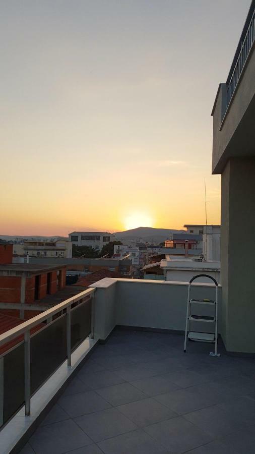 Superior Modern Apartment In The Center With View. โวโลส ภายนอก รูปภาพ